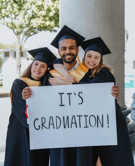 Купить диплом с занесением в реестр России быстро